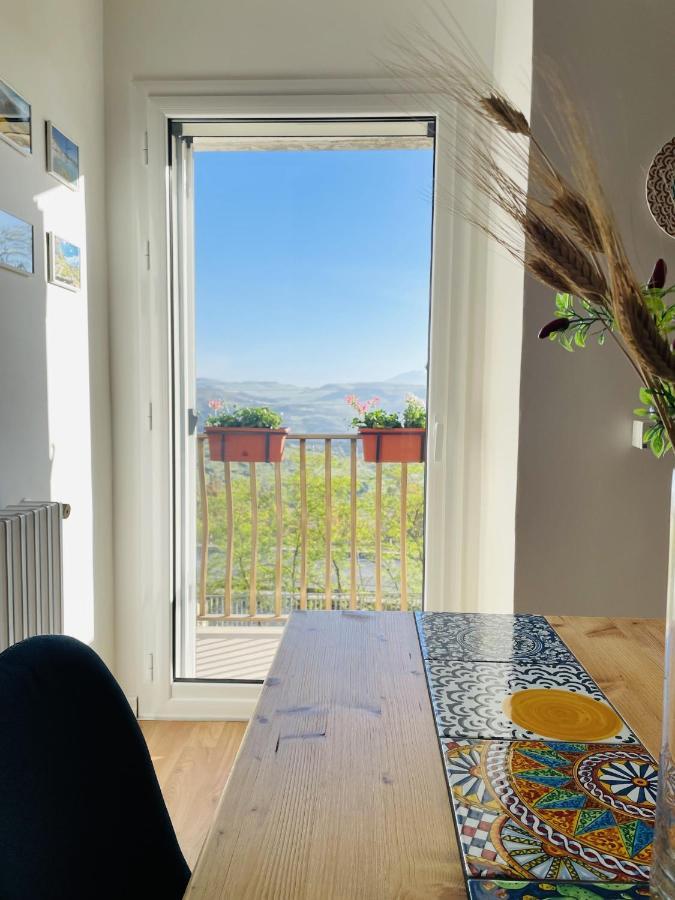 Ferienwohnung Loft Panoramico Caltagirone Centro Exterior foto